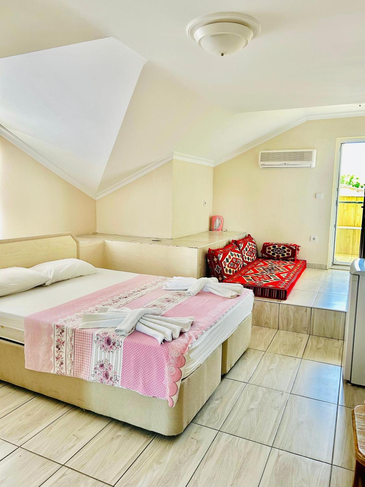 דליאן Karaca Apart Hotel מראה חיצוני תמונה