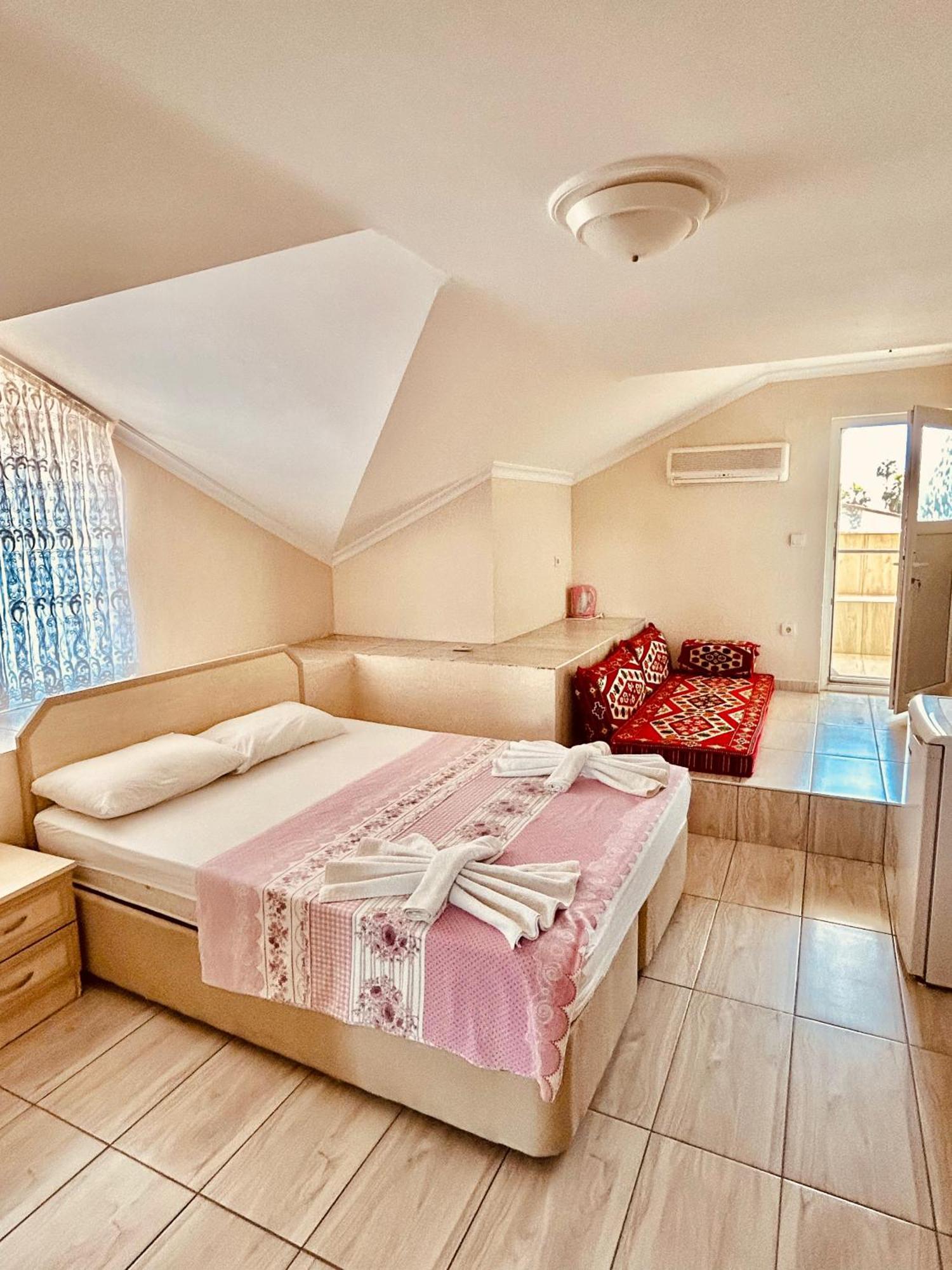 דליאן Karaca Apart Hotel מראה חיצוני תמונה