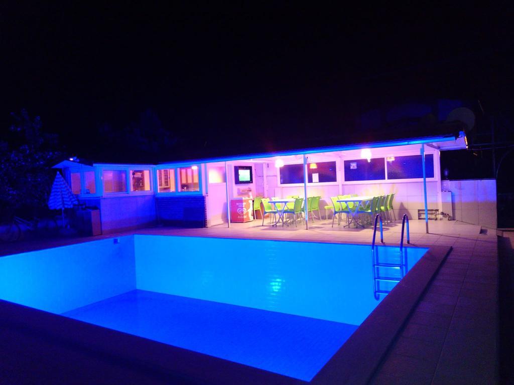 דליאן Karaca Apart Hotel מראה חיצוני תמונה